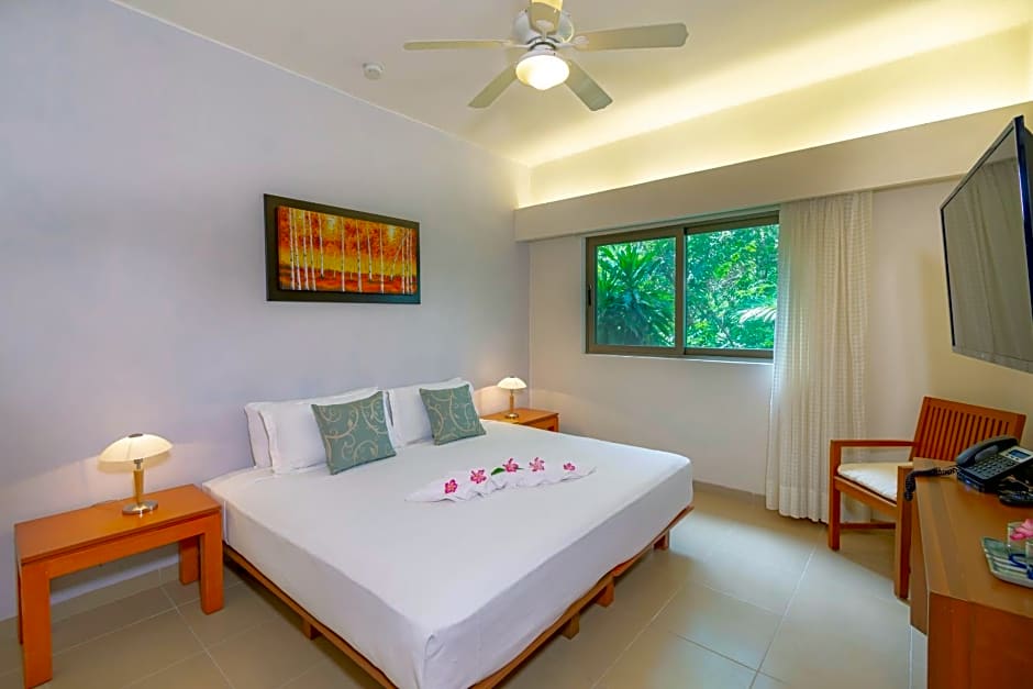 Riviera Maya Suites
