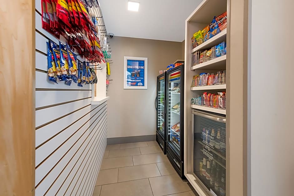 Country Inn & Suites by Radisson, Wichita East, KS