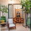 Riad Le J