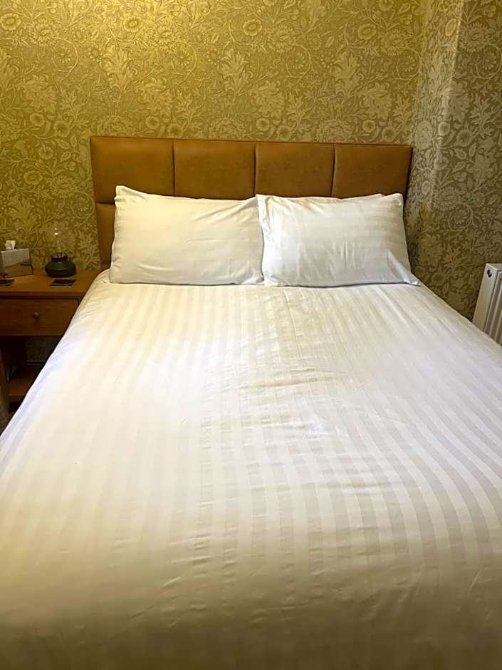 Ravenswood Guest House