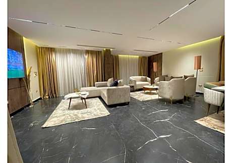 فيلا رائعة في أفخم كومباوندات الشيخ زايد