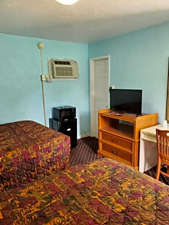 Double Room with Two Double Beds - Smoking