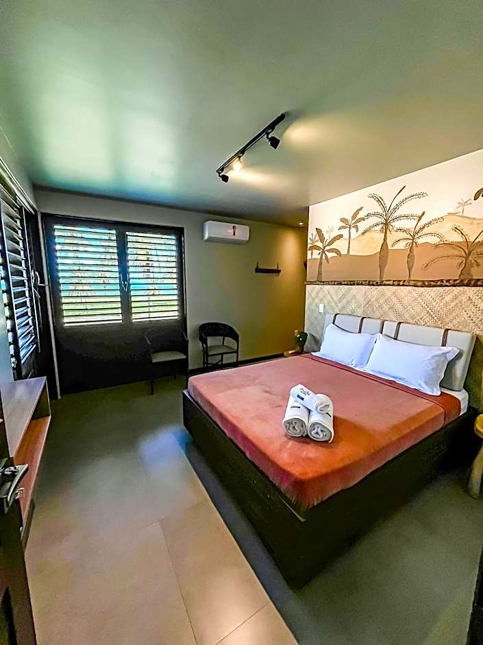 Casa com Ofurô, Piscina Aquecida e Cozinheira