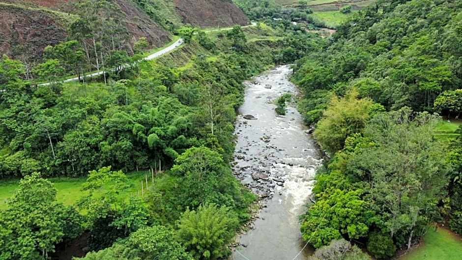 Refúgio da Montanha - Cascata - Lumiar