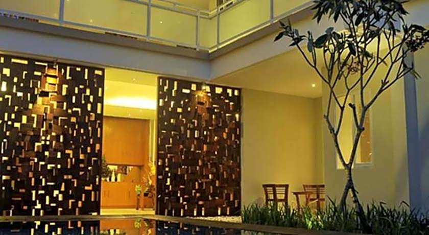 Oxy House Bali