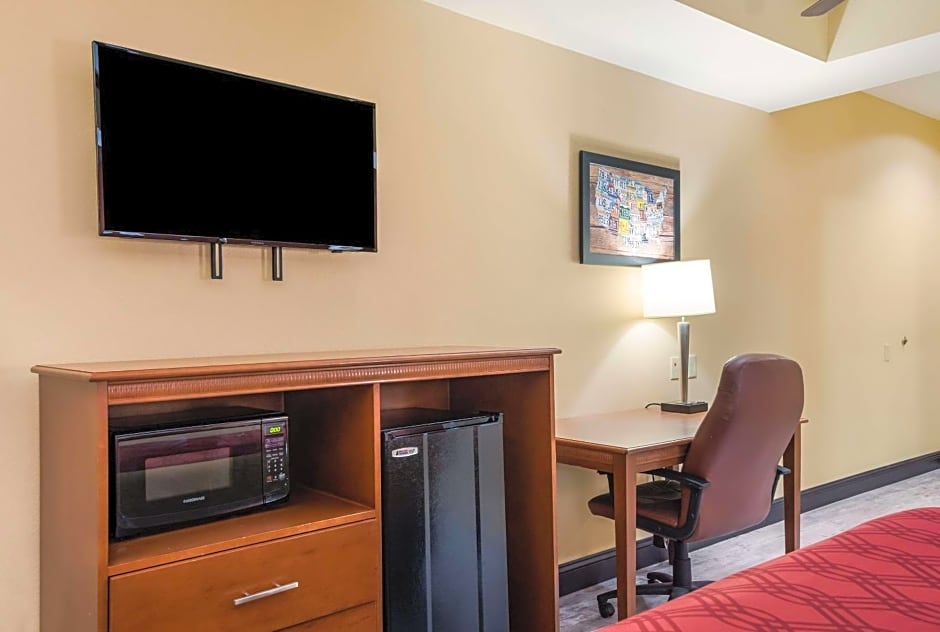 Econo Lodge Inn And Suites Little Rock