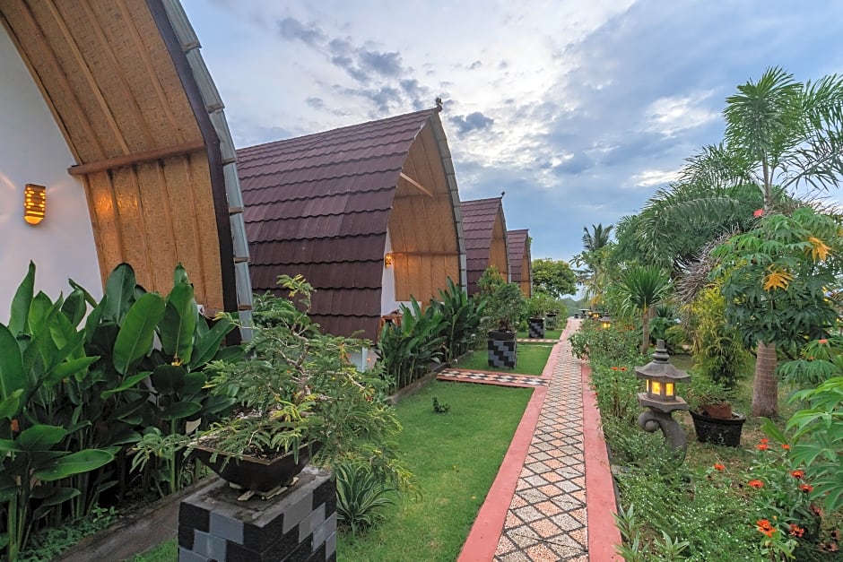 Penida Sunset Ocean View Bungalows by ZUZU