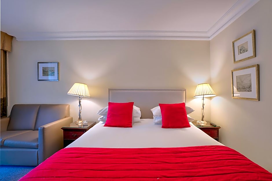 Sunday Box Hill Burford Bridge Hotel