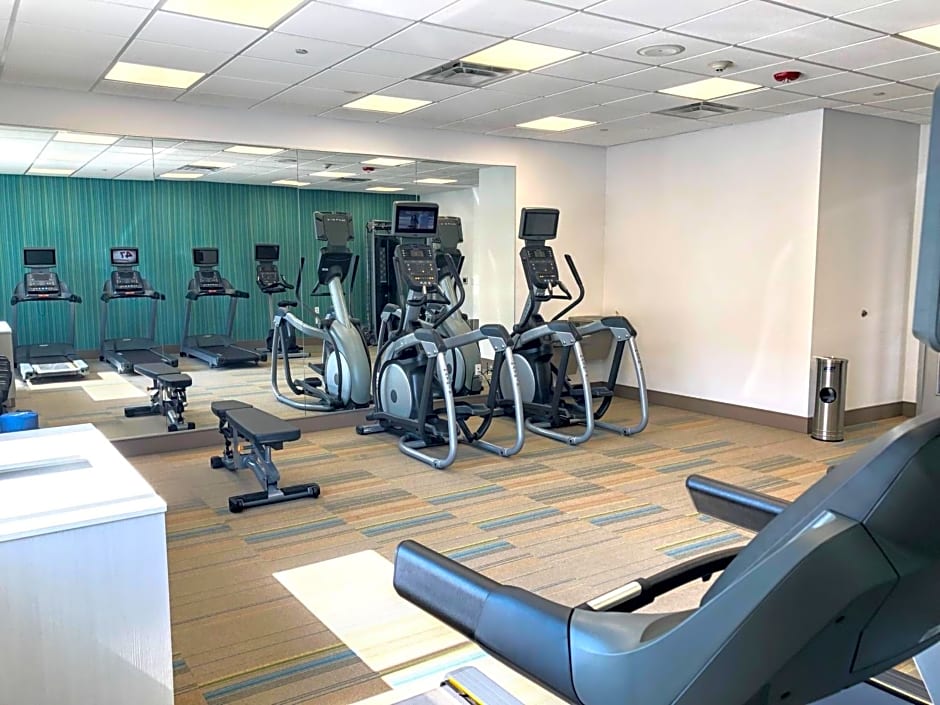 Holiday Inn Express Richmond - Midtown, an IHG Hotel