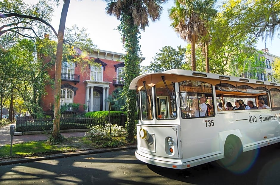 Holiday Inn Savannah Historic District, an IHG Hotel