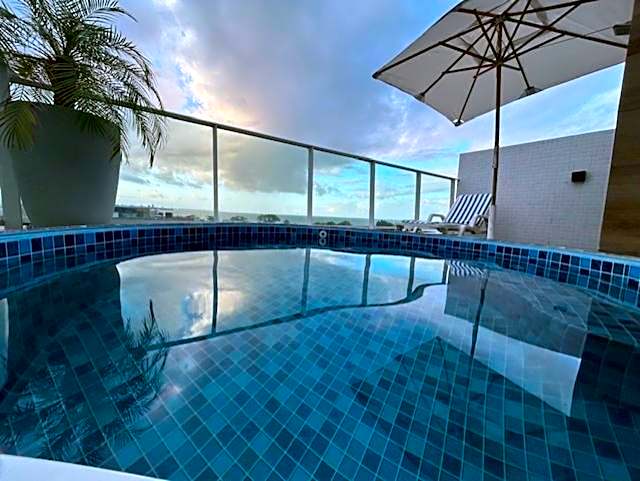 Linda cobertura vista mar