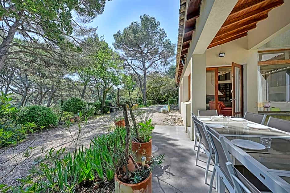 Grande villa avec piscine près d'Avignon - Jonquerettes