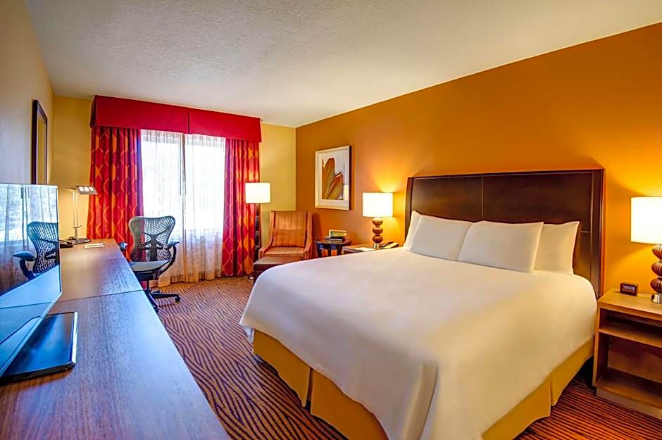 Photo 1 of 4 of 1 King Bed, Hearing Accessible