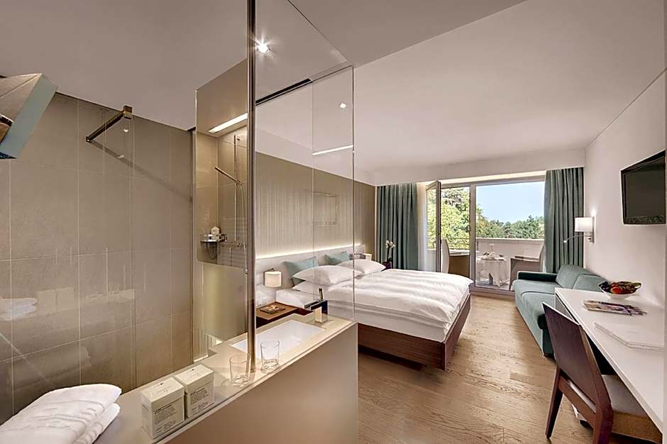 Thermenhotel Stoiser