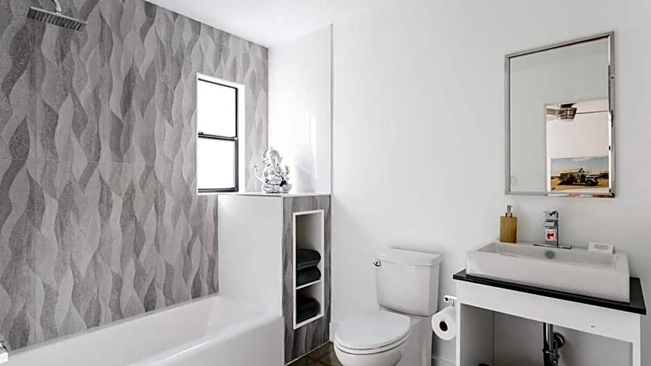 The EL Cid Buyout by AvantStay