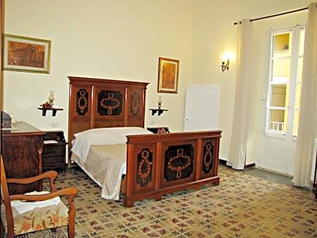 Double Room with Balcony and Sea View