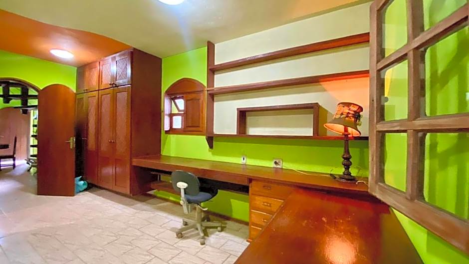 Casa de Campo - Condomínio Arco Íris