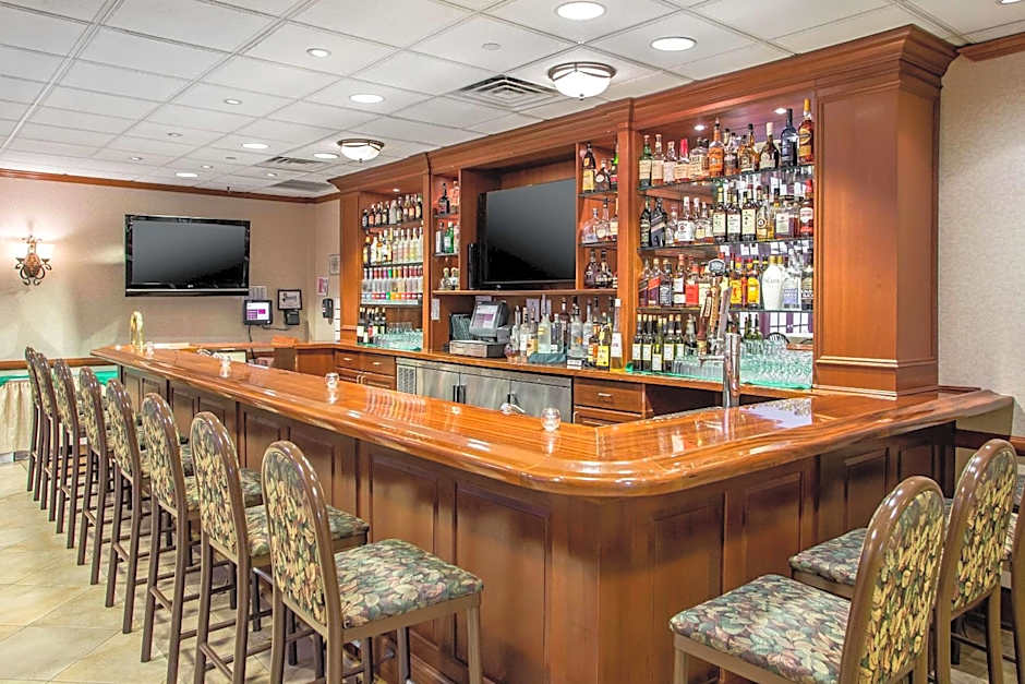 Clarion Hotel & Conference Center