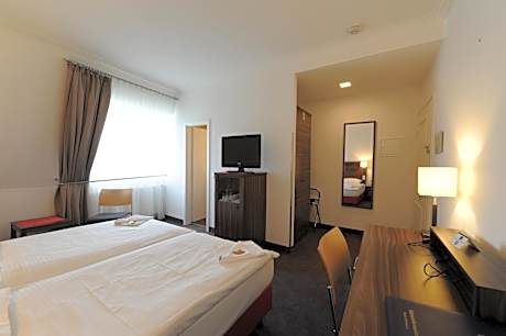 Comfort King Room