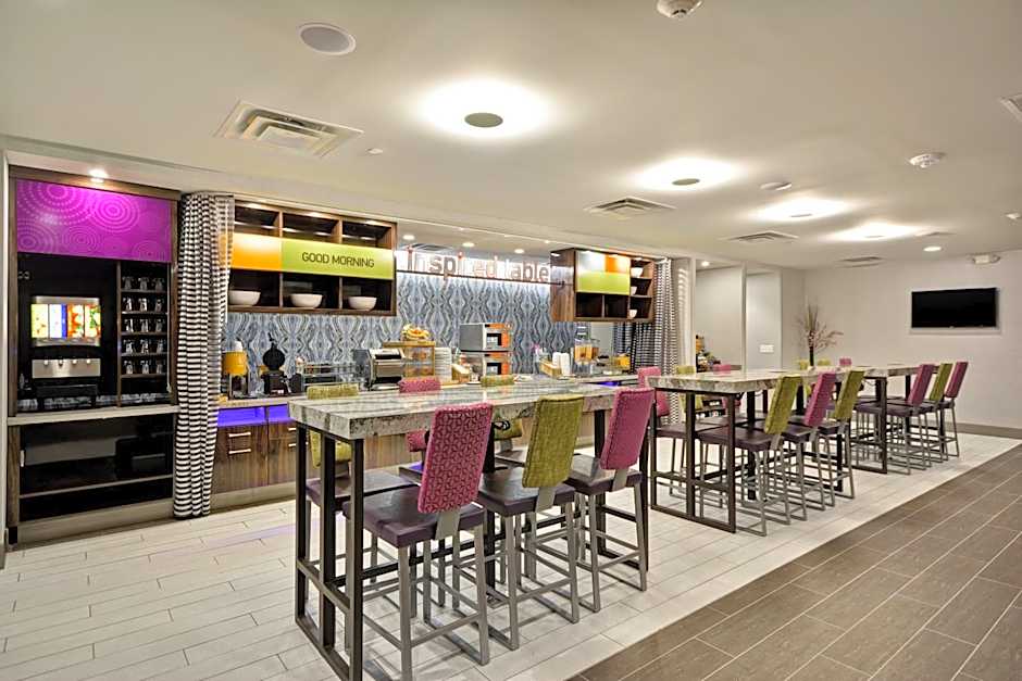 Home2 Suites by Hilton KCI Airport