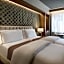 The Westin Madrid Cuzco