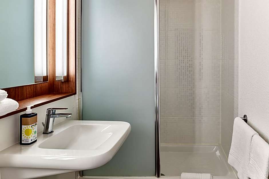Greet Hotel Versailles - Voisins Le Bretonneux