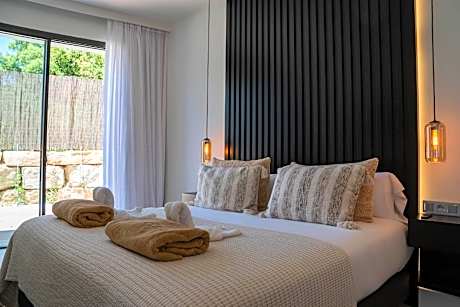 King Room with Garden View