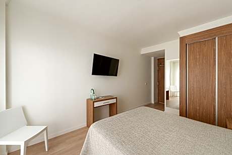 STANDARD ROOM (2 ADULTS)