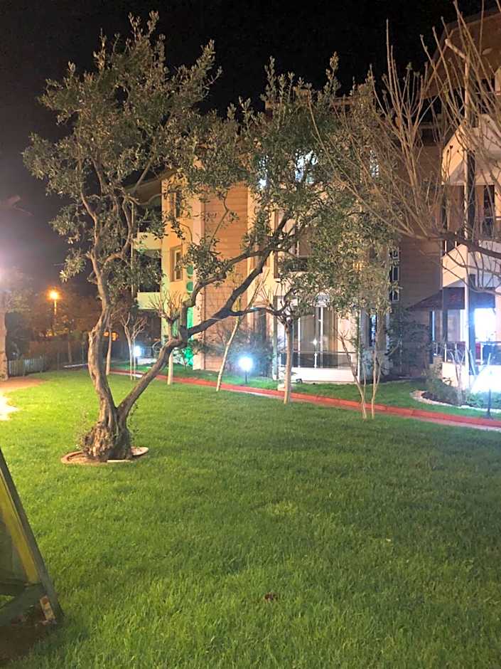 Aloria Garden Hotel