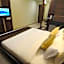 Hotel 3 Leaves