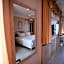 Piazza Boutique Hotel