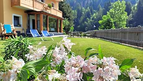 B&BeautyFol Dolomites B&B adults only