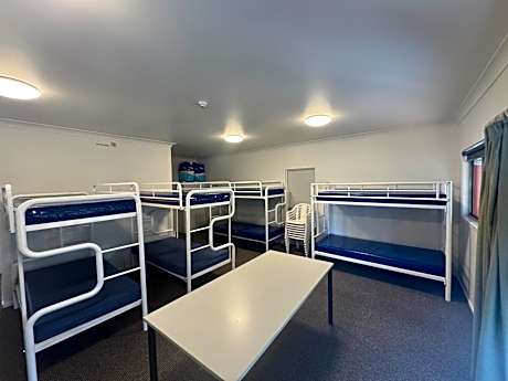 Mixed Dormitory Room
