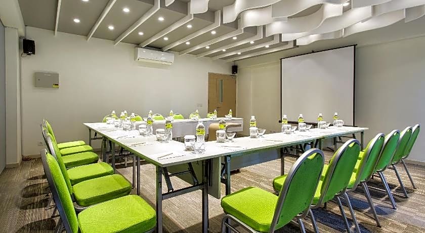 Maxonehotels At Bukit Jimbaran