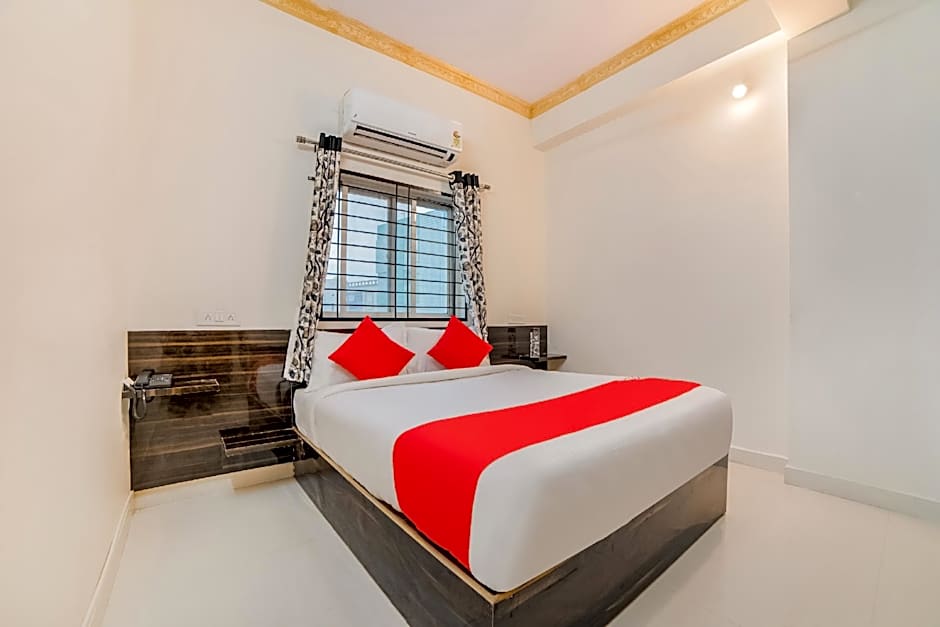 Lucky Hotels by OYO Rooms – Hyderabad, 