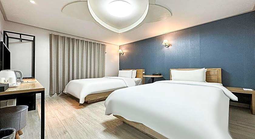 Gumi Time Hotel