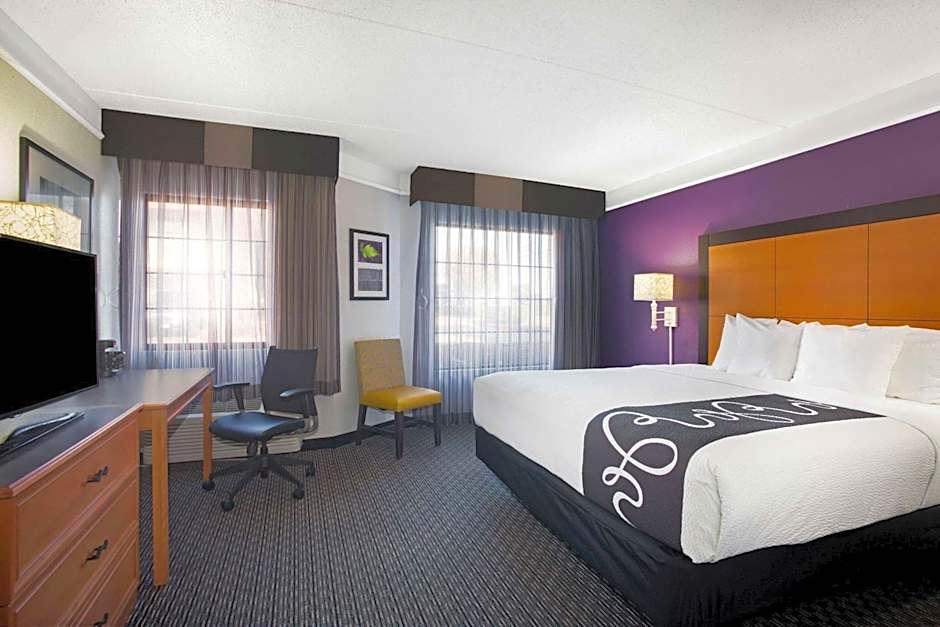 La Quinta Inn & Suites by Wyndham San Marcos