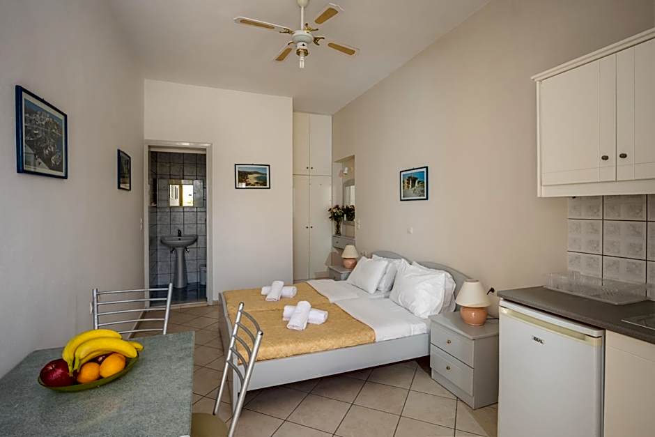 Cosmi Apts Gouves by Estia