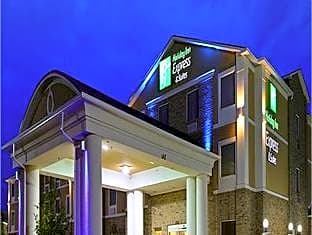 Holiday Inn Express Hotel & Suites Clarksville By IHG