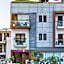 Stately Suites - Golf Course Road
