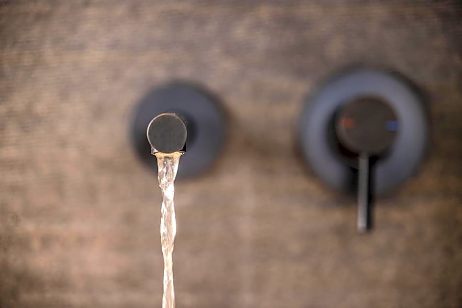 Victoria Palace Hotel