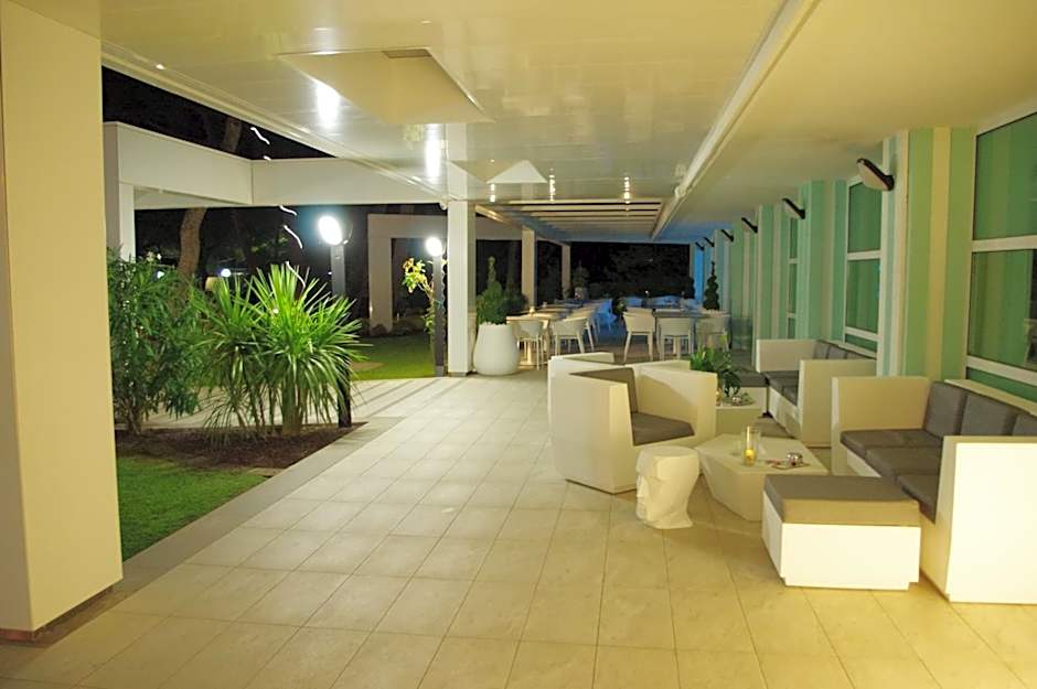 International Beach Hotel