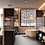 Len's Hotel