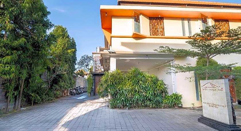 Oxy House Bali