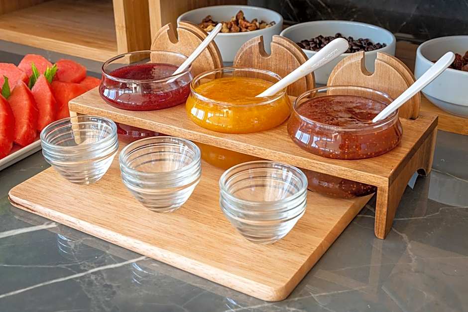 Minois Boutique Hotel