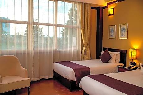 Room, 2 Twin Beds (View)