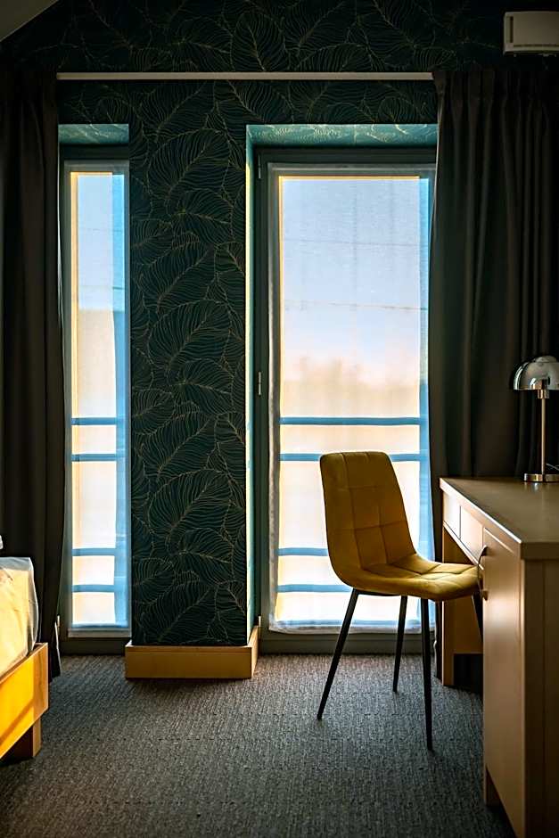 Eleven Business & Sport Hotel