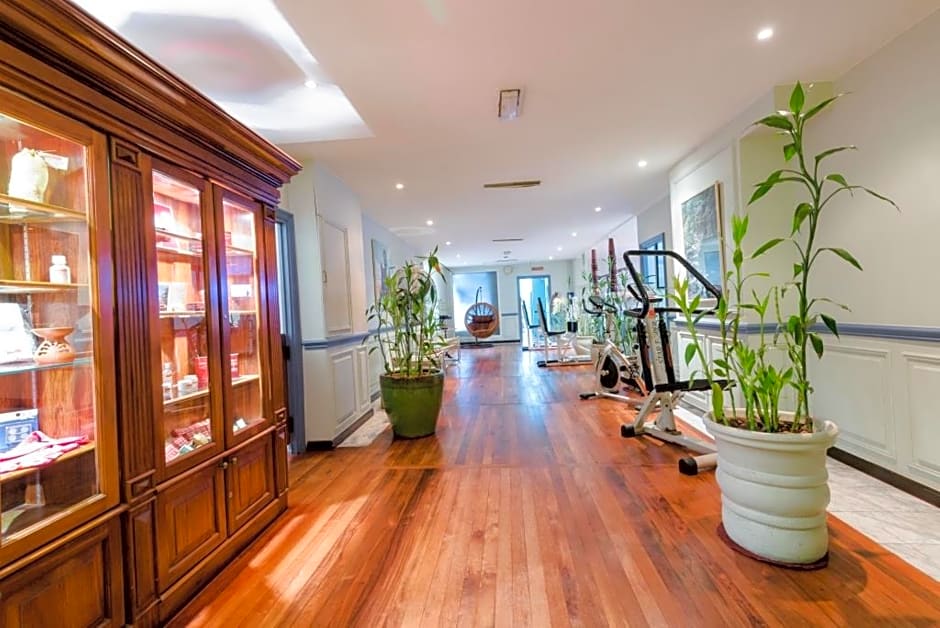 Hotel Colbert Spa & Casino