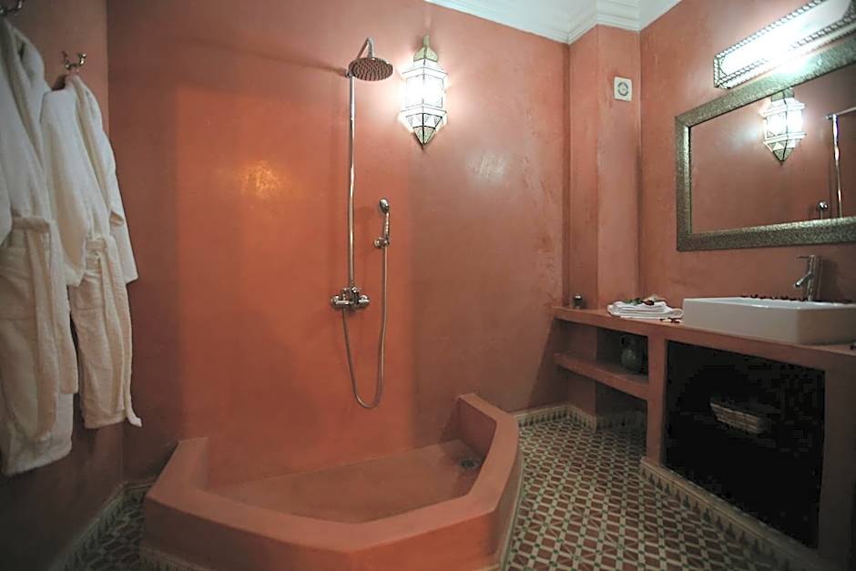 Riad Mouna
