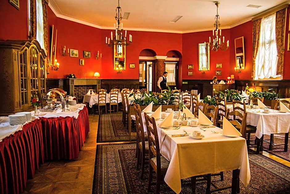 Hotel Zamek Pułtusk Dom Polonii